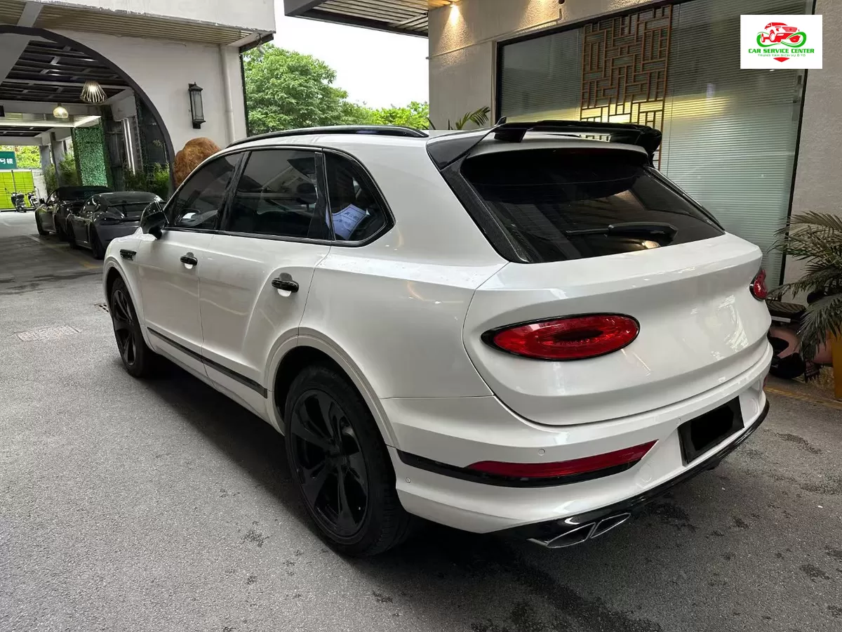 Body kit nâng cấp facelift cho Bentley Bentayga, phù hợp đời 2016–2021