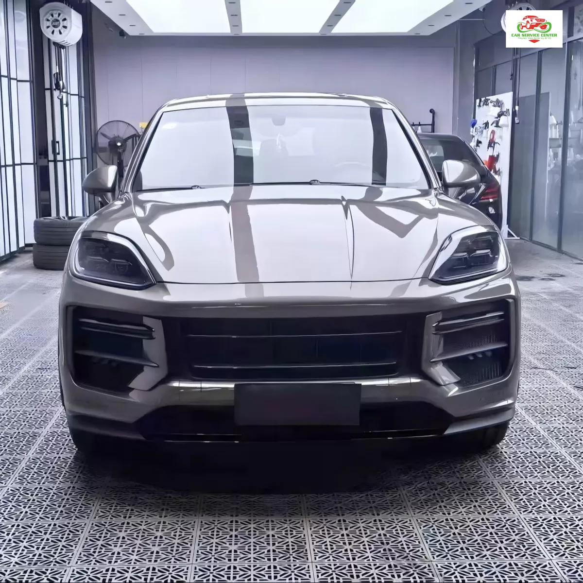 Cản trước và sau được chỉnh sửa và nâng cấp cho Porsche Cayenne đời 2014–2017, phù hợp với kiểu dáng Cayenne 2024