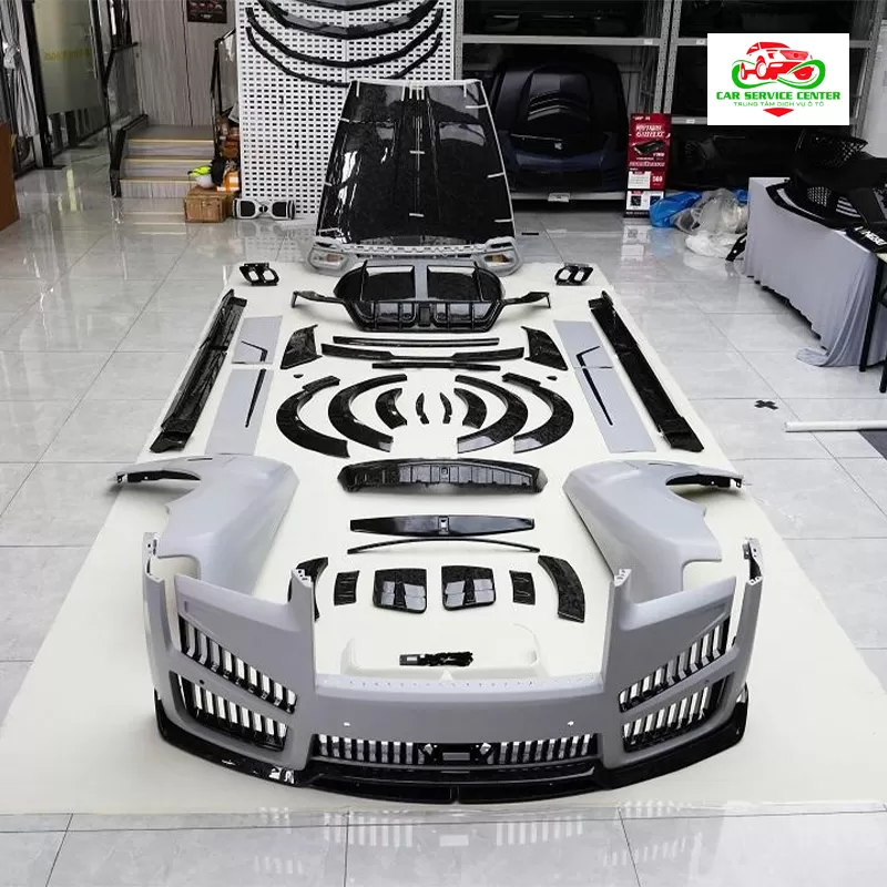 Rolls-Royce Cullinan 2025 – Bộ body kit sợi carbon khô cao cấp phong cách MSY, gồm nắp capo và ốp sườn