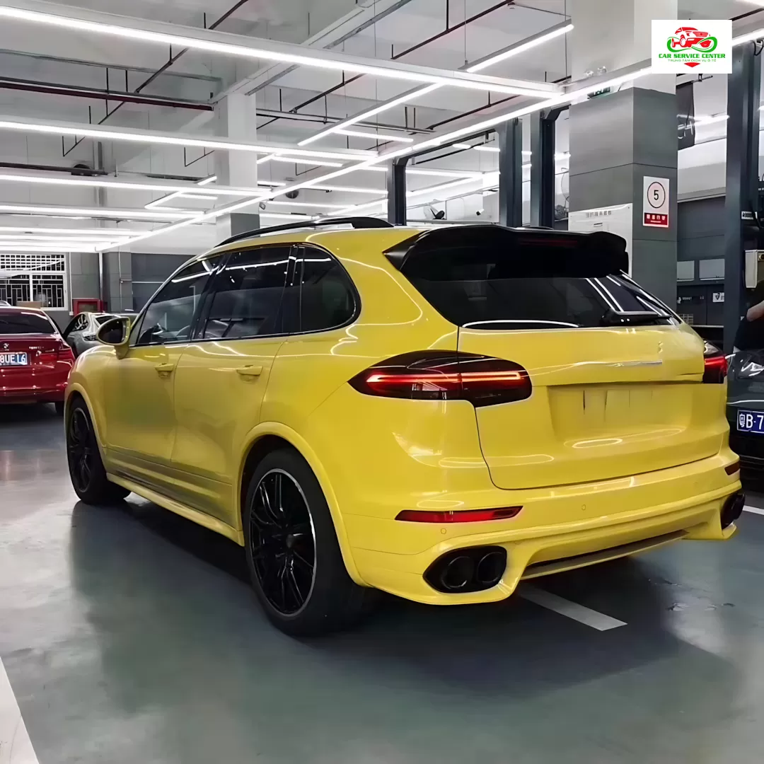 Bộ kit phía sau để nâng cấp Porsche Cayenne đời 2011–2014 lên kiểu dáng Cayenne GTS 2015–2017