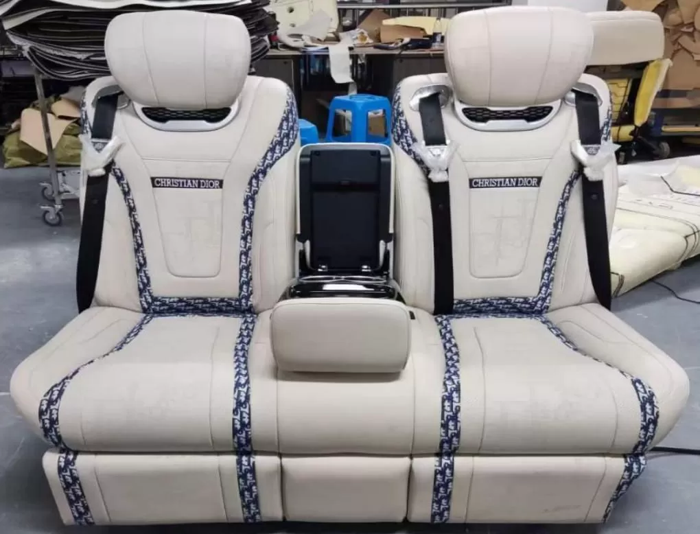 Ghế sofa VIP cao cấp cho các mẫu Mercedes V-Klasse W447, V-Class, Vito, V220d, V250, V260, V300 - Phụ kiện nội thất nâng cấp mới